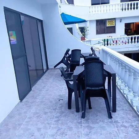 Lujoso Apartamento Ricaurte Exterior photo